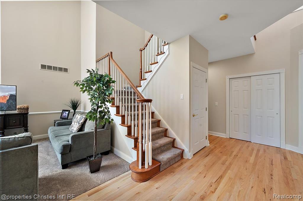 44683 Broadmoor Circle N, Northville, MI 48168 — Photo 17