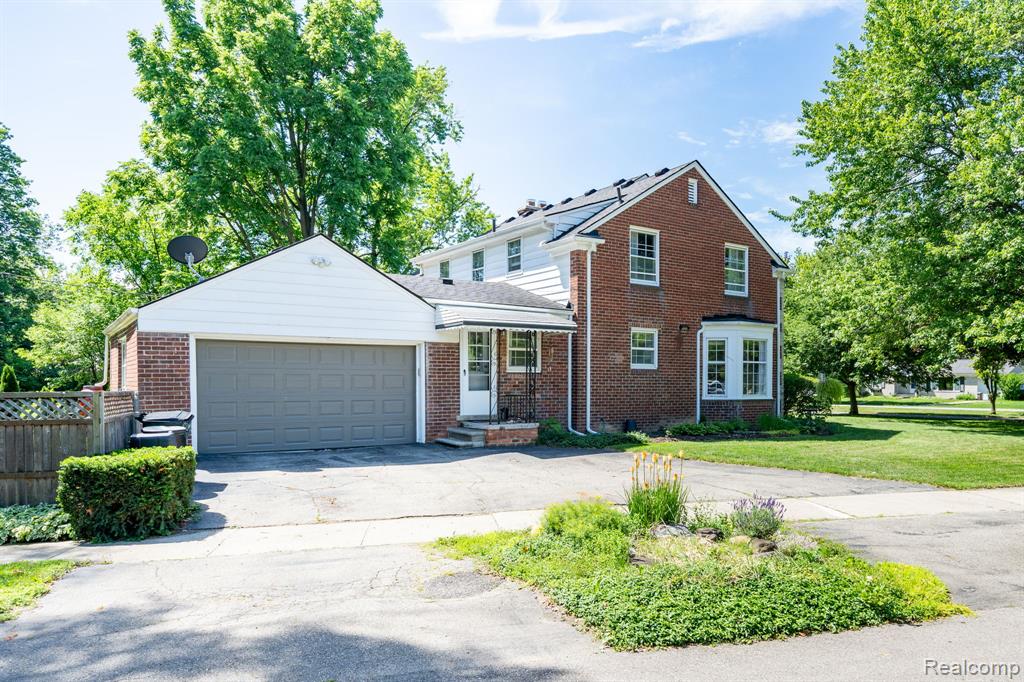 28090 Sunset Boulevard W, Lathrup Village, MI 48076 — Photo 40