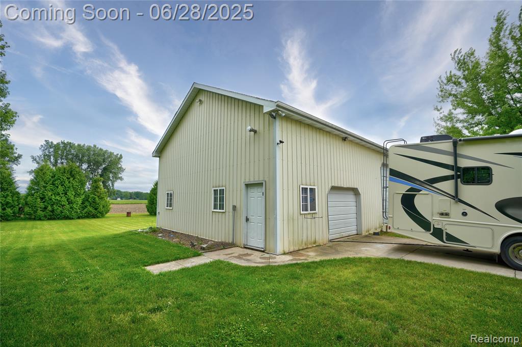11852 Rathbun Road, Birch Run, MI 48415 — Photo 30
