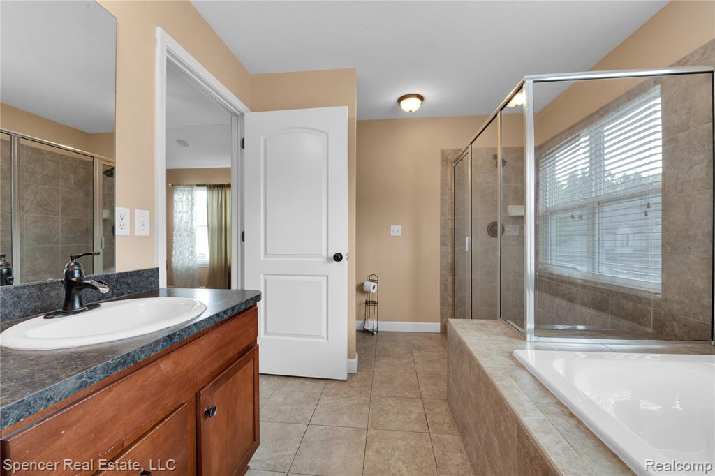6125 Cheshire Park Drive, Clarkston, MI — Photo 34