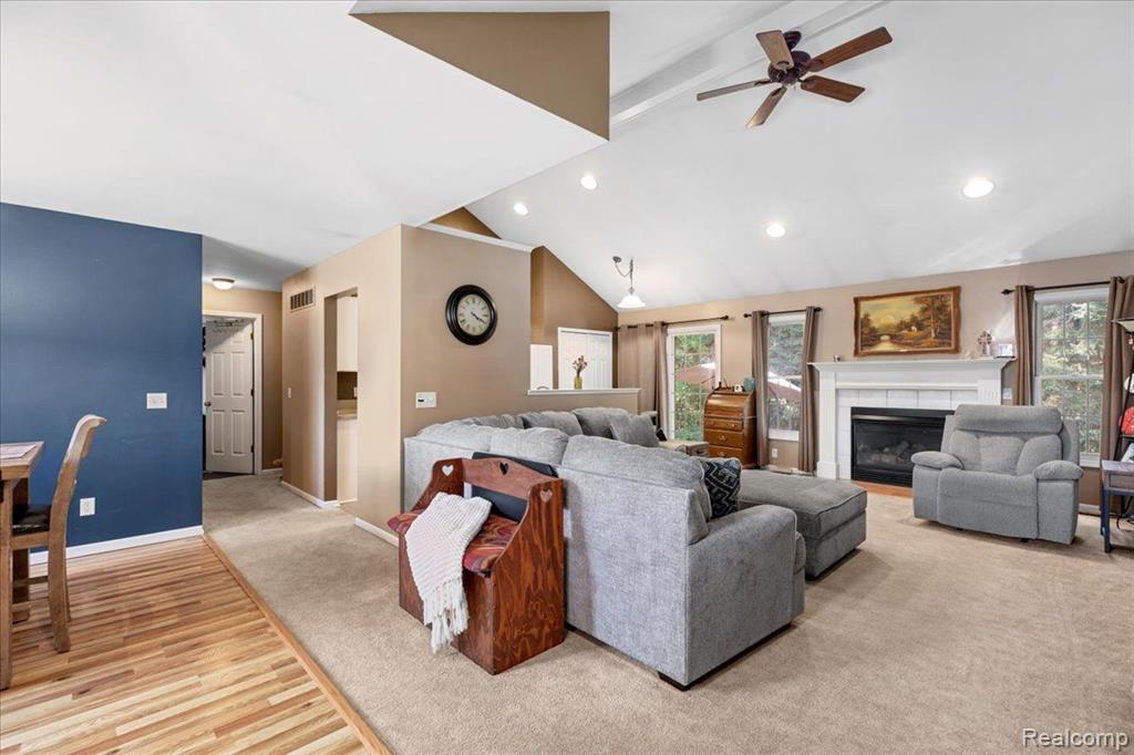 100 JAMESTOWN Drive, Metamora, MI 48455 — Photo 4
