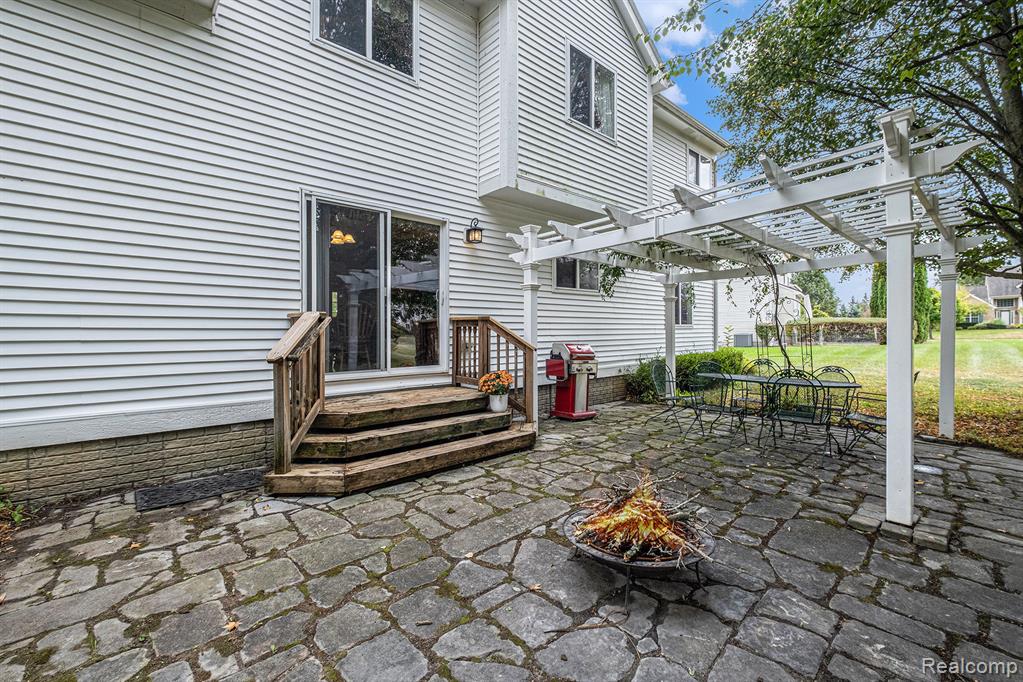 8488 Grand View Drive, Grand Blanc, MI 48439 — Photo 23