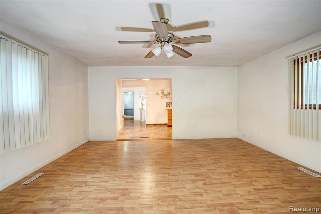 2971 Welland Drive, Saginaw, MI 48601 — Photo 30