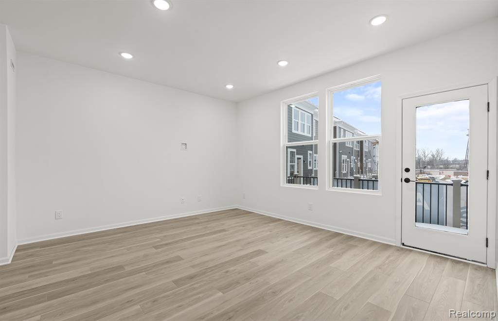 42900 Atwood Avenue, Novi, MI — Photo 15