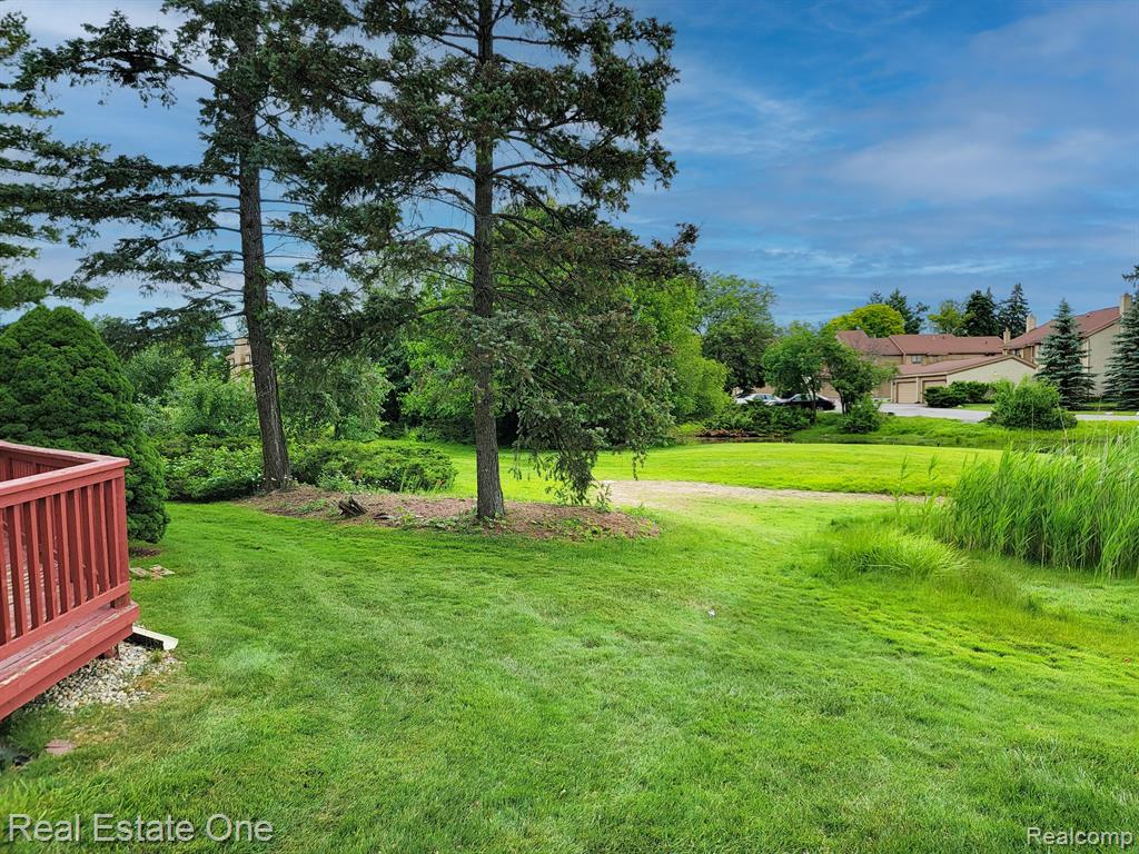 5102 ROCK Run, West Bloomfield, MI — Photo 21