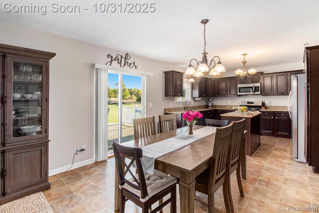 9123 Oneida Way, Pinckney, MI 48169 — Photo 6