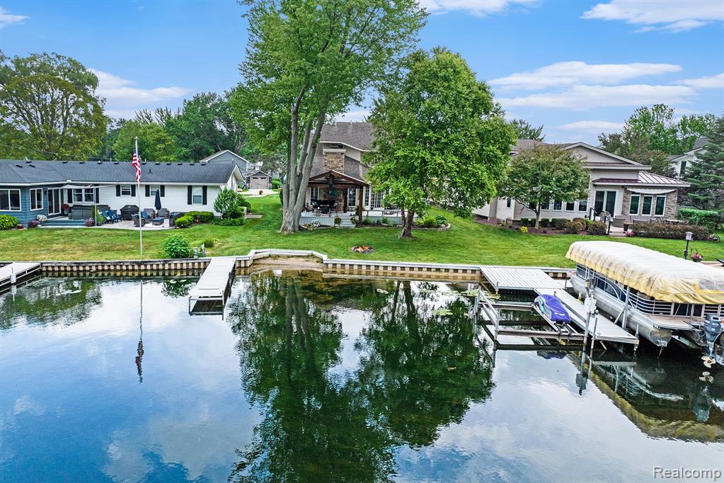 4106 Shoreview Lane, Whitmore Lake, MI 48189 — Photo 2