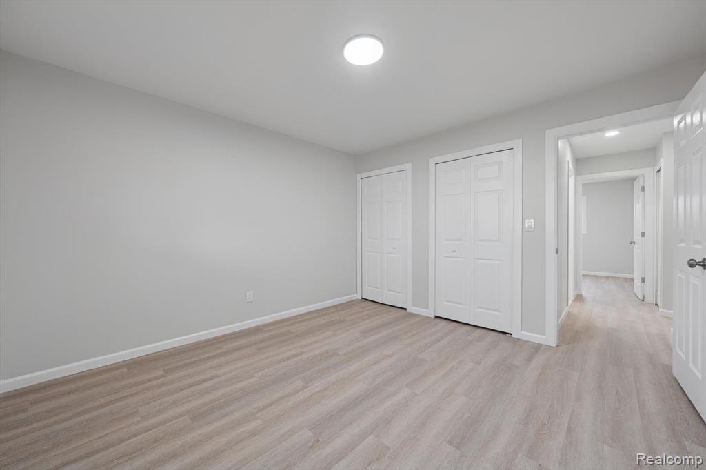 5232 Dickson Drive, Sterling Heights, MI 48310 — Photo 28