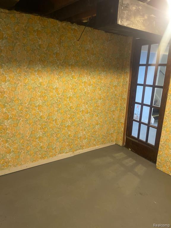 6345 Woodmont Avenue, Detroit, MI 48228 — Photo 16
