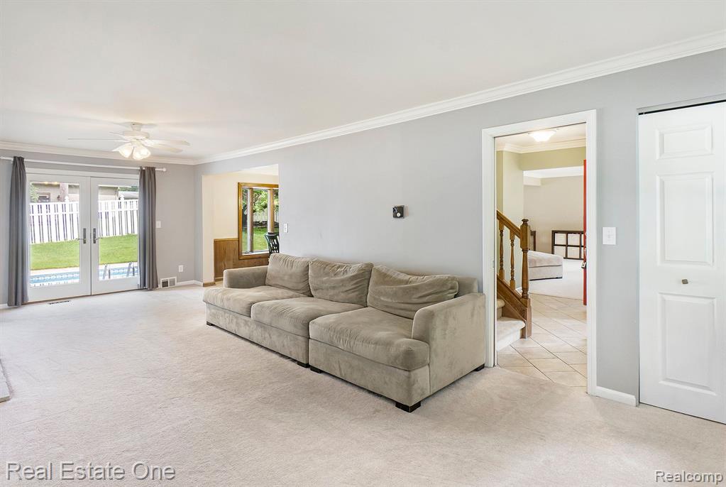 994 HAMPSTEAD Lane, Rochester Hills, MI 48309 — Photo 5