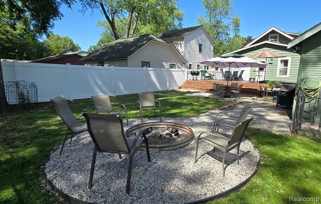 22911 Maple Avenue, Farmington, MI 48336 — Photo 47