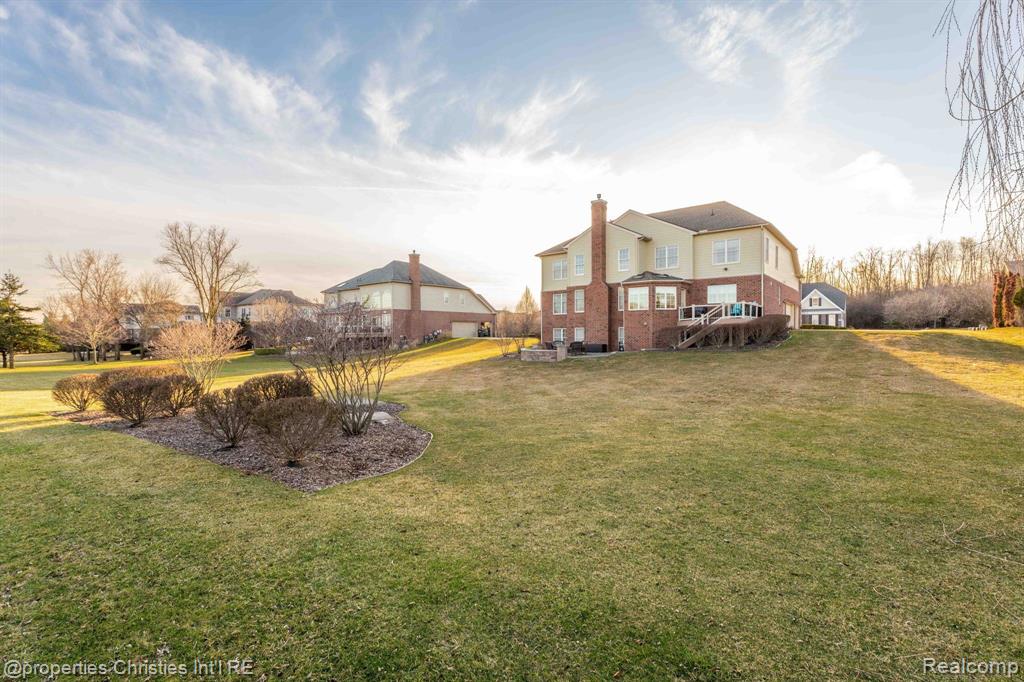 17248 CRESTBROOK Drive, Northville, MI 48168 — Photo 60