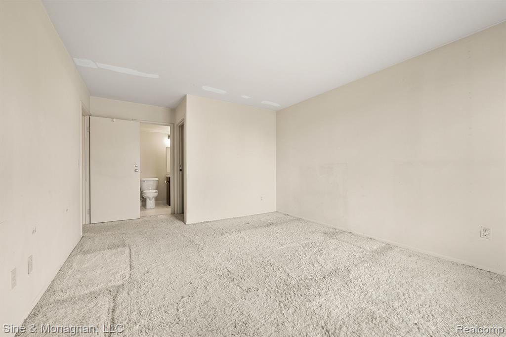 600 W BROWN Street, 102, Birmingham, MI 48009 — Photo 29