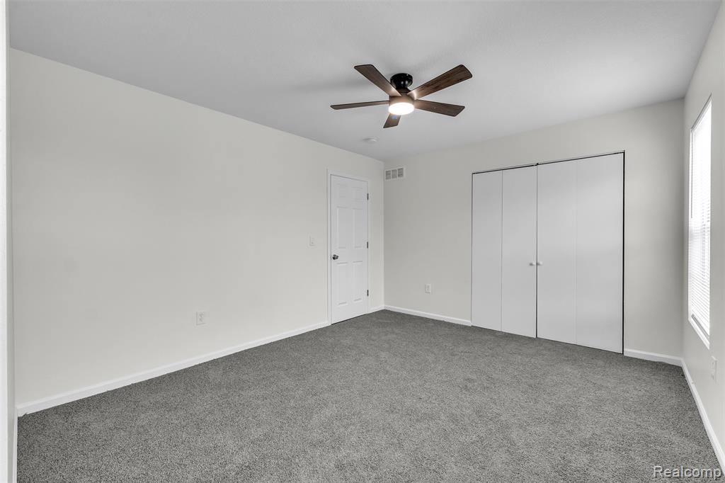 8553 Shiawassee River Drive, Fowlerville, MI 48836 — Photo 33