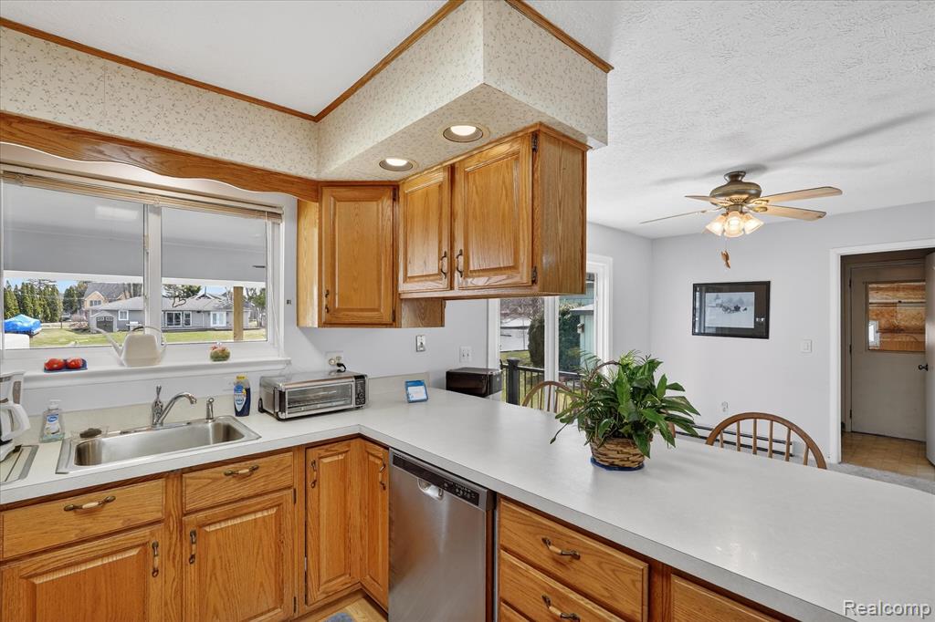 3318 Shawnee Trail, Pinckney, MI 48169 — Photo 16