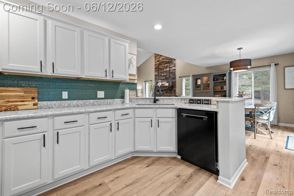2285 Somerville Drive, Oxford, MI 48371 — Photo 27