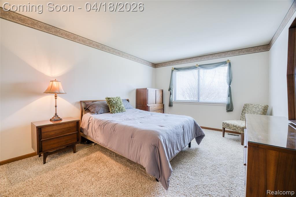 35631 Heritage Lane, Farmington, MI 48335 — Photo 19