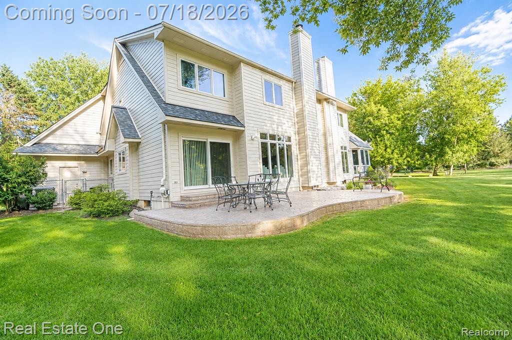 716 Bristol Lane, Orion, MI 48348 — Photo 28