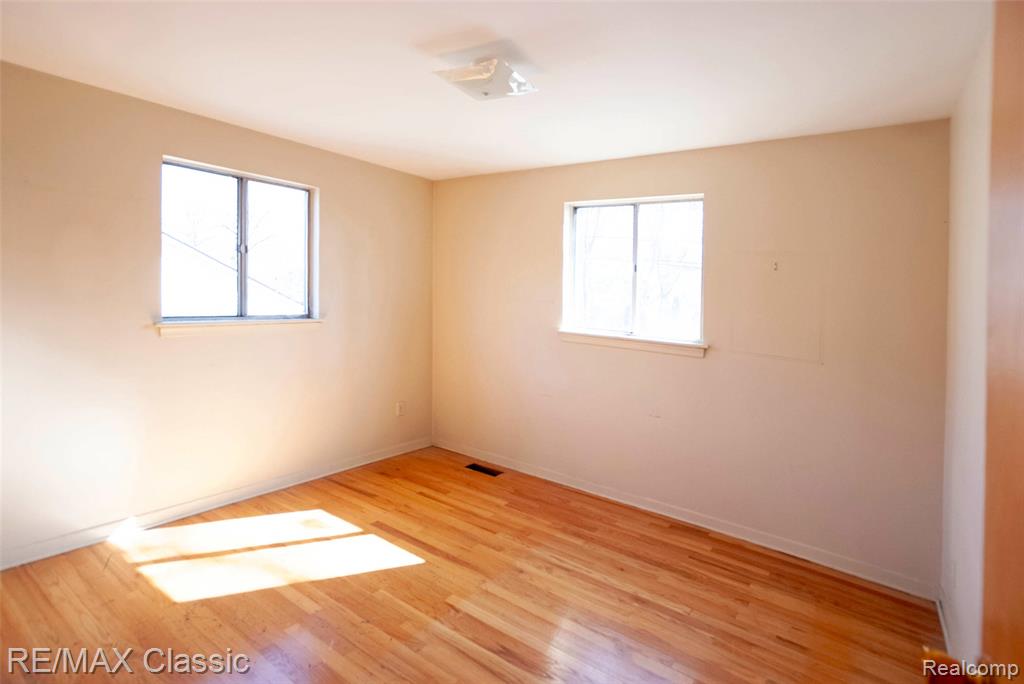 16083 Kirkshire Avenue, Beverly Hills, MI 48025 — Photo 24