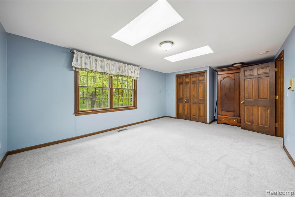 46270 BLOOMCREST Drive, Northville, MI 48167 — Photo 52