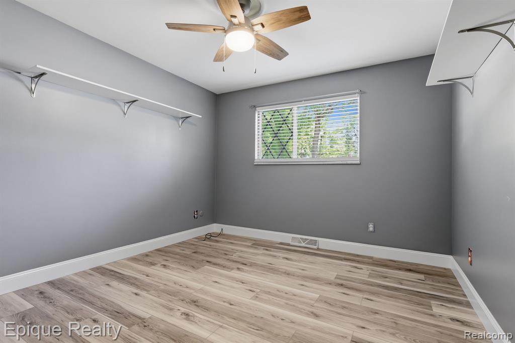 2549 Riverwood Drive, Port Huron, MI 48060 — Photo 15