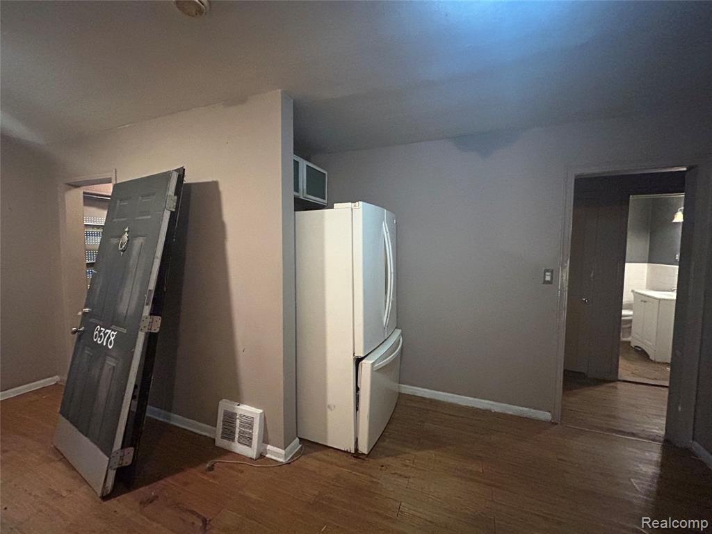 6378 Brace Street, Detroit, MI 48228 — Photo 4