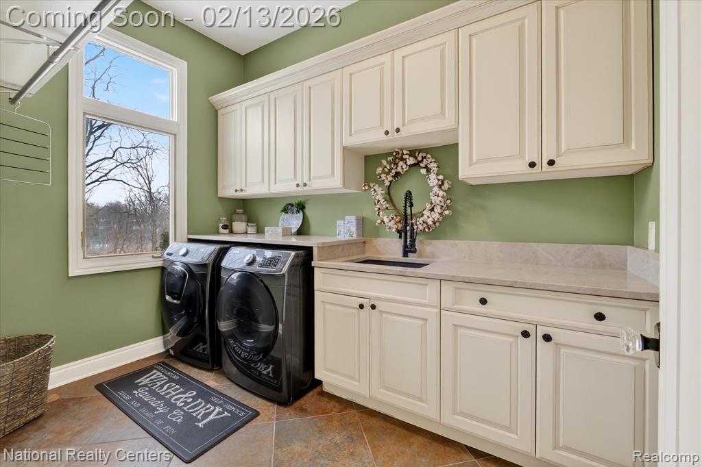 721 Elderberry Court N, Walled Lake, MI 48390 — Photo 14
