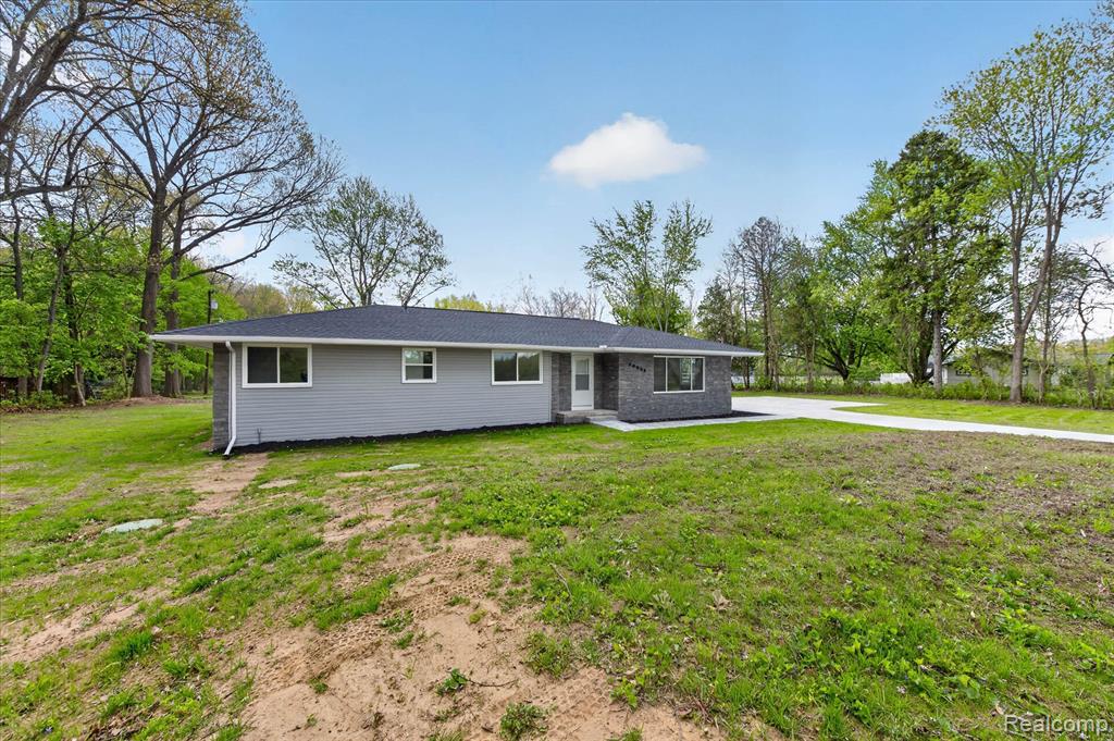 29055 Bredow Avenue, Romulus, MI 48174 — Photo 3