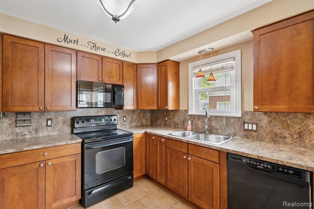 57 High Street, Mount Clemens, MI 48043 — Photo 10