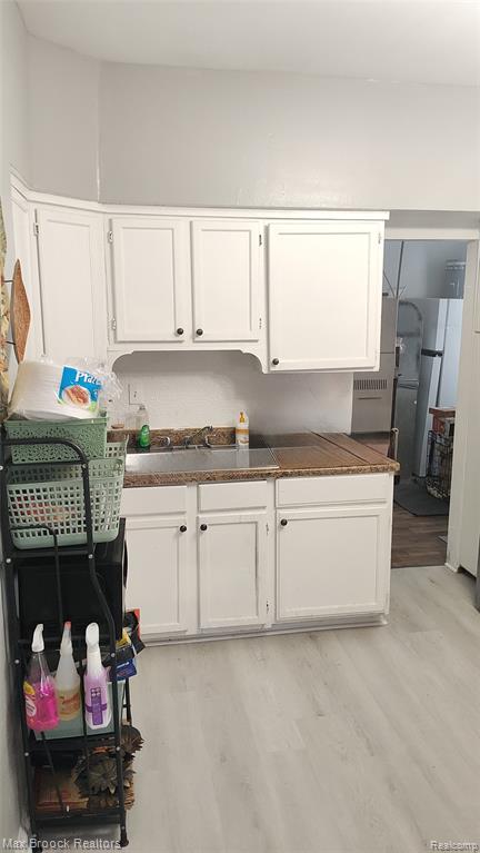 7584 Jackson Avenue, Warren, MI 48091 — Photo 10