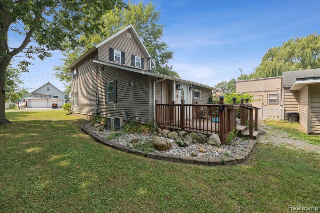 405 Huron Street, Owosso, MI 48867 — Photo 4