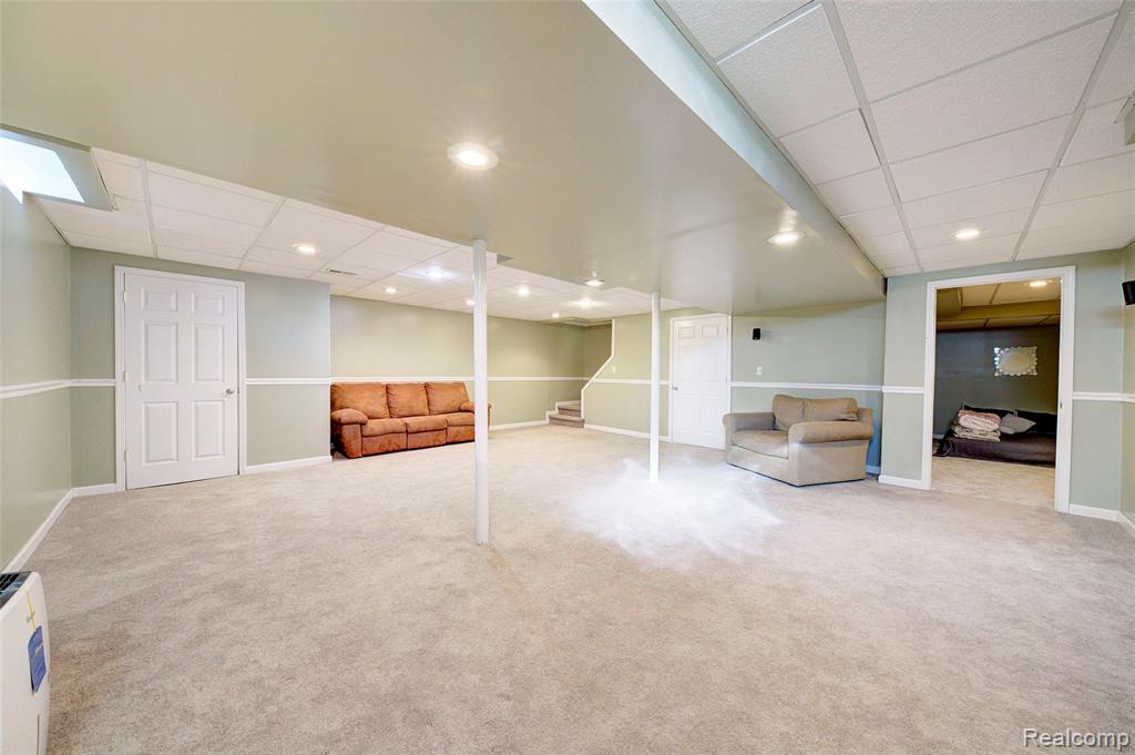 702 Westhills Drive, South Lyon, MI 48178 — Photo 57
