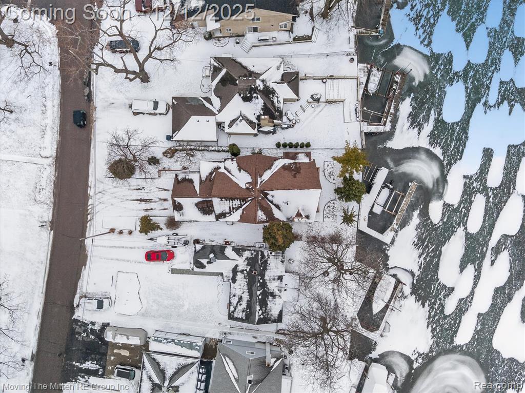 30760 Bayview Drive, Gibraltar, MI — Photo 54