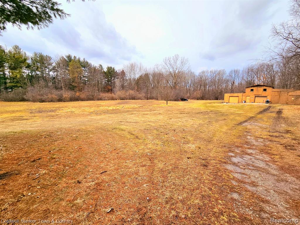 743 GULICK Road, Haslett, MI 48840 — Photo 5