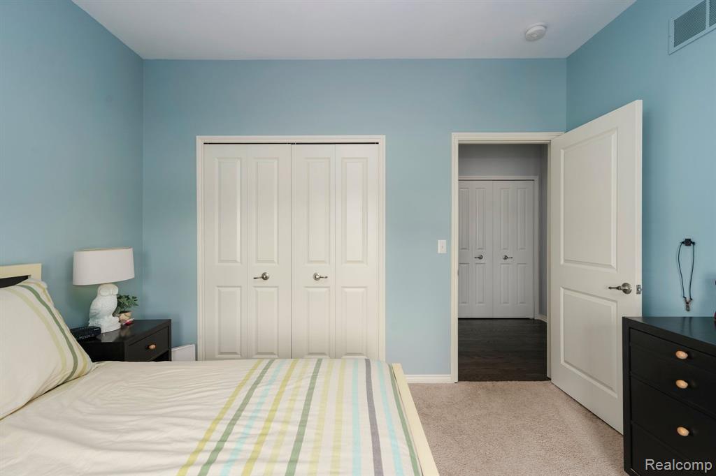 51112 MERRY Lane, Shelby Twp, MI 48316 — Photo 34