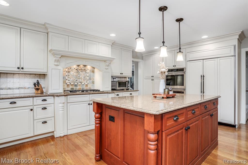 773 WOODCHESTER Drive, Bloomfield Hills, MI 48304 — Photo 10