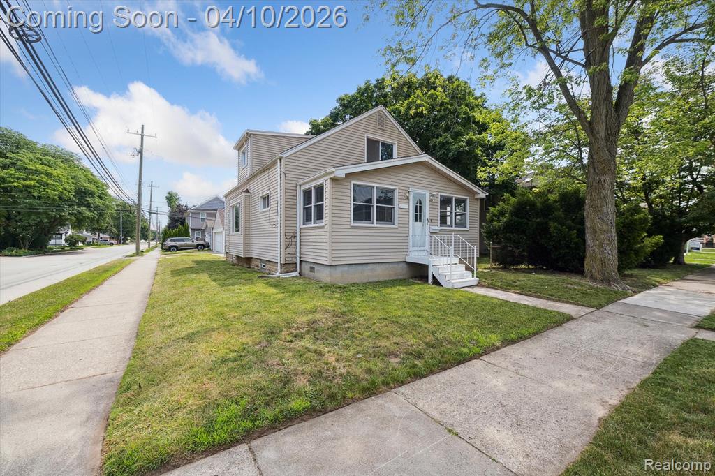 3690 Phillips Avenue, Berkley, MI 48072 — Photo 2