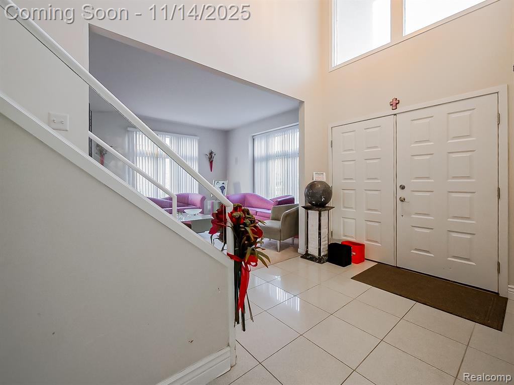 7359 Woodlore Drive, West Bloomfield, MI 48323 — Photo 9