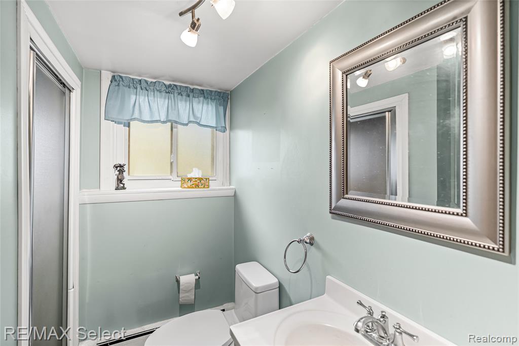 550 W Rose Center Road, Holly, MI 48442 — Photo 27