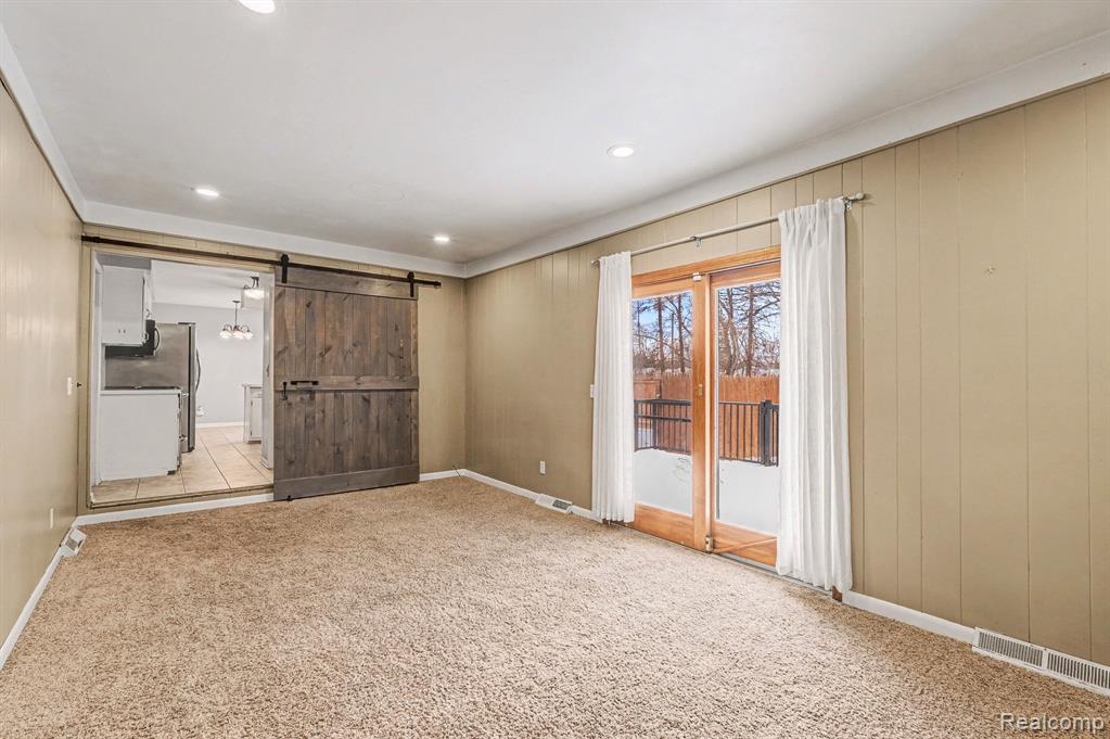 4362 Meadowlark Drive, Grand Blanc, MI 48439 — Photo 14