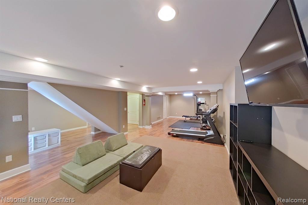 48537 ANTIQUE Road, Canton, MI 48187 — Photo 39