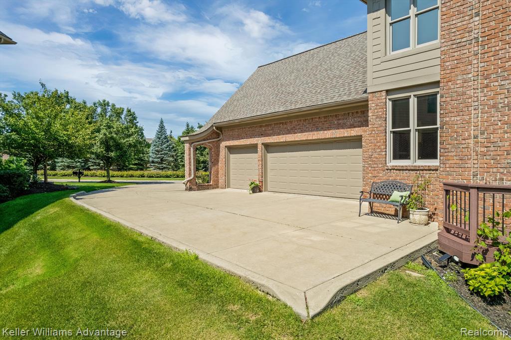 15780 CRYSTAL DOWNS E, Northville, MI 48168 — Photo 48