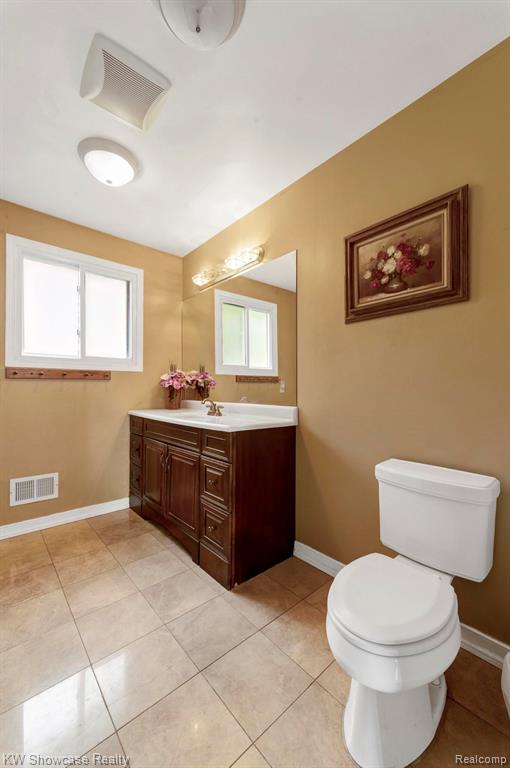 7969 Richardson Road, West Bloomfield, MI 48323 — Photo 19