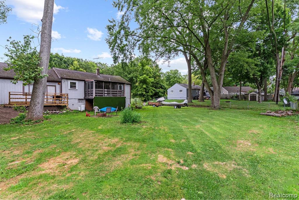 5481 Hanley, Waterford, MI 48327 — Photo 27