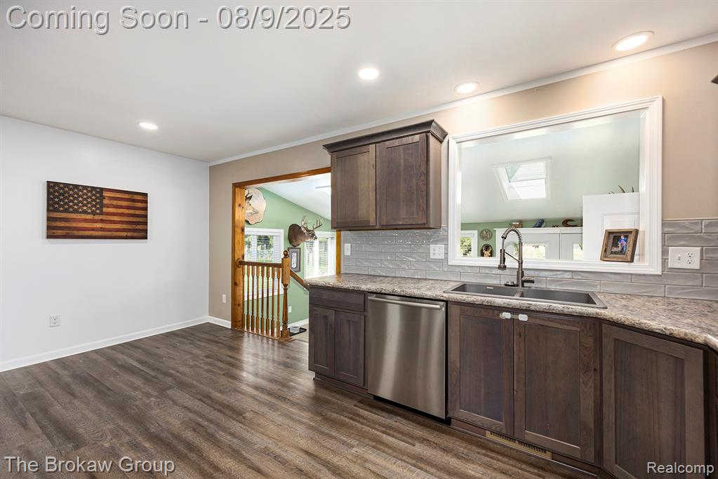 694 Metcalf Drive, Imlay City, MI 48444 — Photo 12