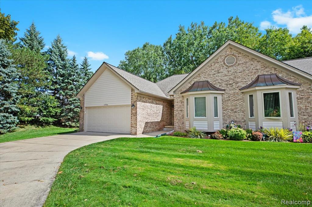 45964 Woodview Drive, Shelby Twp, MI 48315 — Photo 3