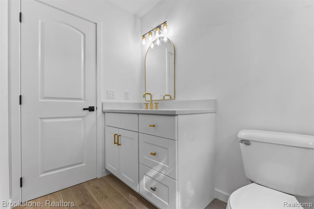 510 Alpeana Street, Auburn Hills, MI 48326 — Photo 18