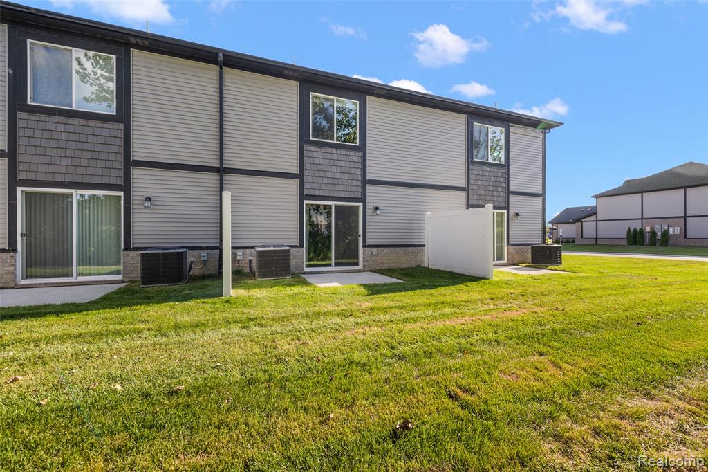 51402 Tides Drive, New Baltimore, MI — Photo 44