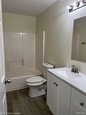 51 Forest Street, Pontiac, MI 48342 — Photo 15