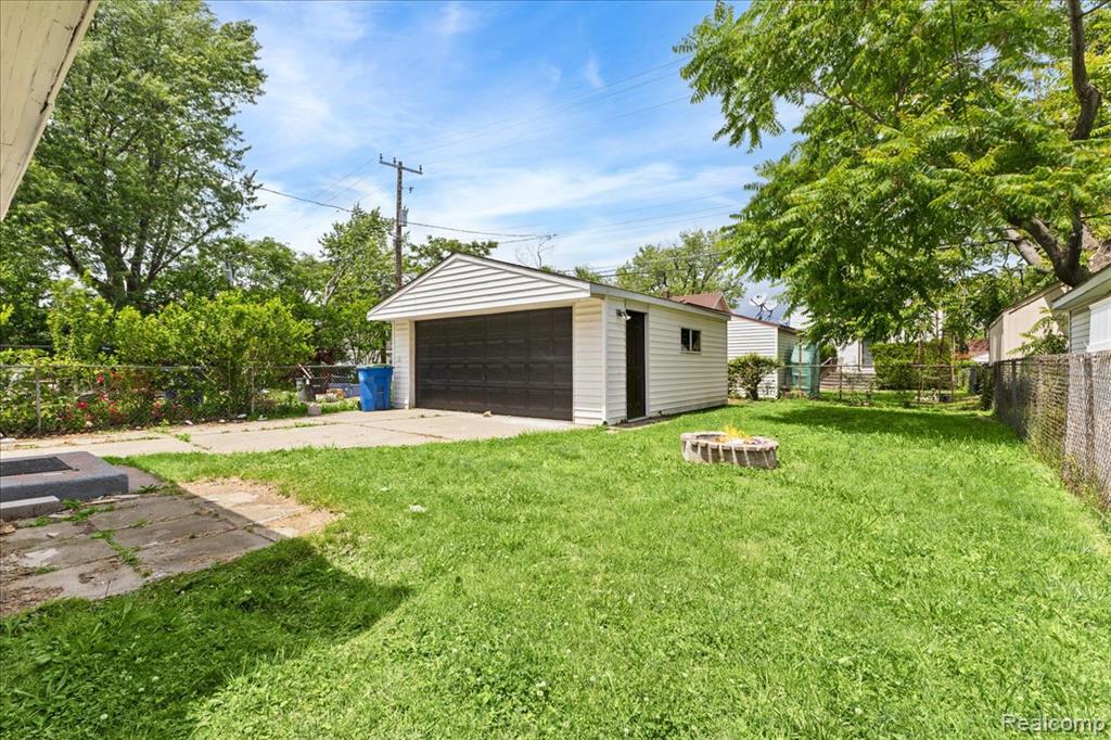 8057 Paige Avenue, Warren, MI 48089 — Photo 15